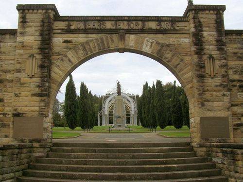 Leichhardt War Memorial 3 : 22-June-2014