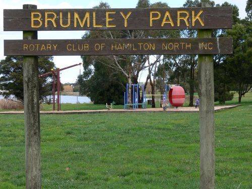 Les Brumley : 25-August-2011