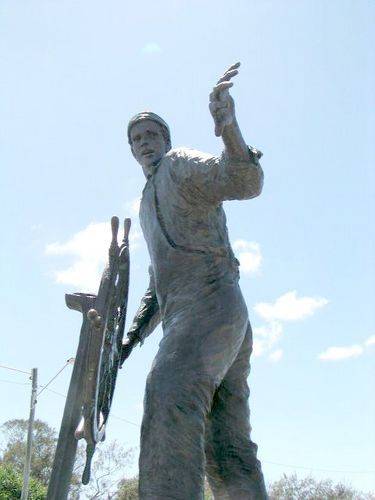 Lost Fishermen Memorial Side View