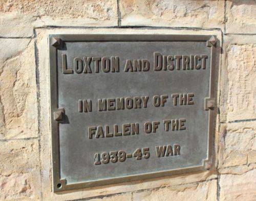 Loxton Soldiers Memorial : 16-July-2011