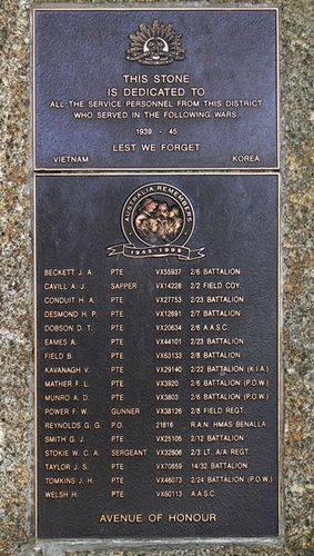 Lysterfield War Memorial : 13-April-2013