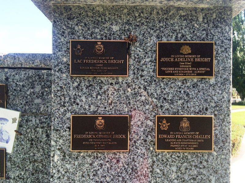 Plaques 2 : 28-March-2016 Plaques 2 : 28-March-2016