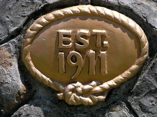 Maroochydore Naval Memorial Detail Maroochydore Naval Memorial Detail