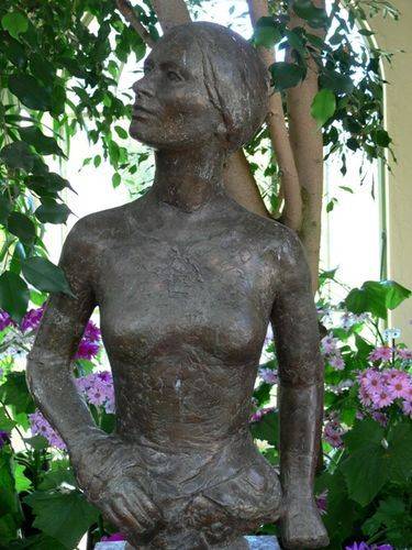 Mary Gilbert : 04-October-2011