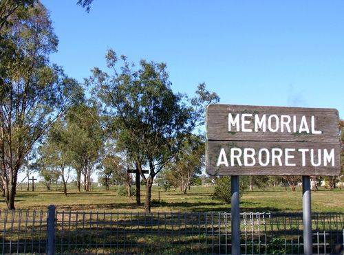 Memorial Arboretum 2 : 01-August-2014