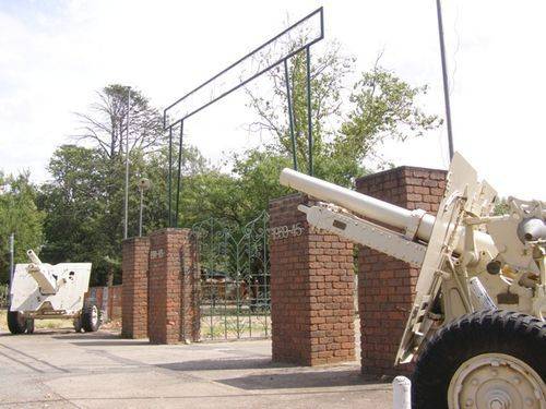 Memorial Gates : 21-02-2013