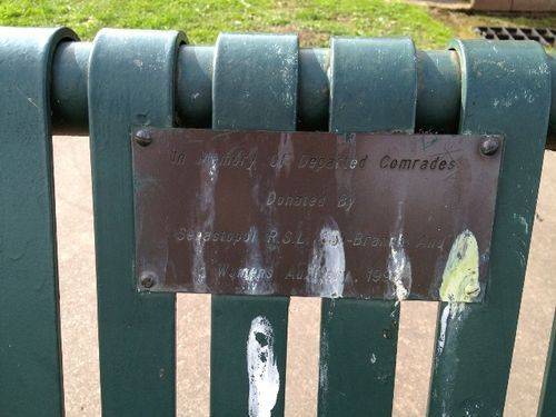 Memorial Seat Inscription : October 2013
