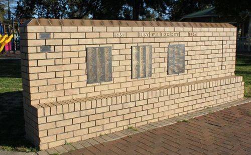 Memorial Wall : 13-October-2012