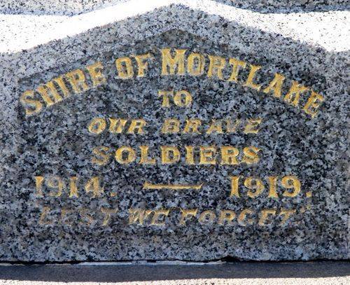 Mortlake War Memorial : 04-July-2011