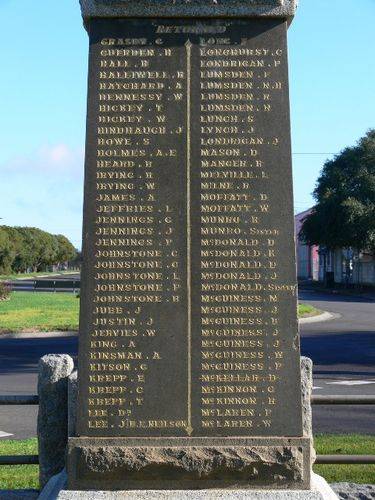 Mortlake War Memorial : 04-July-2011