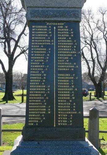 Mortlake War Memorial : 04-July-2011