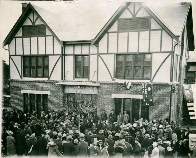 20-November-1926 : Opening of Hall : State Library of South Australia - B-4572