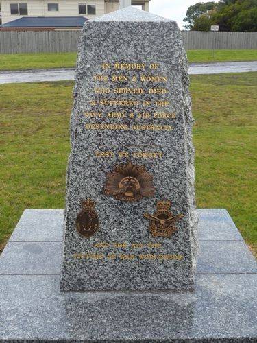 Narrawong War Memorial : 11-June-2011 Narrawong War Memorial : 11-June-2011