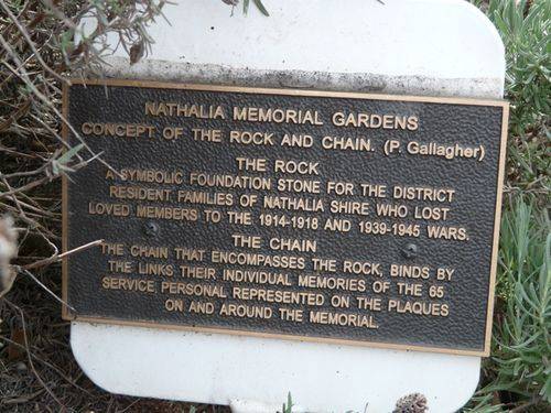 Nathalia Memorial Gardens : 15-May-2012 Nathalia Memorial Gardens : 15-May-2012