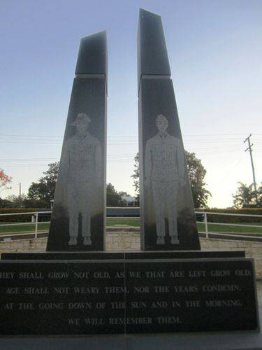 Normanby Hill Memorial Front View : 07-08-2013