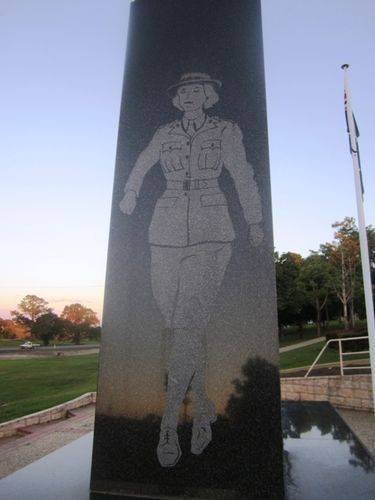 Normanby Hill Memorial Figure 4 : 07-08-2013