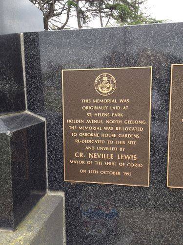 North Geelong Right Inscription 2 : October 2013