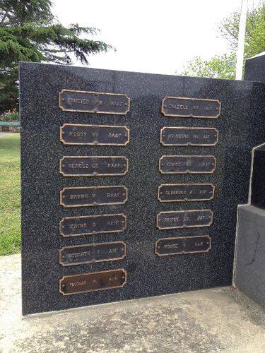 North Geelong Left Inscription : October 2013