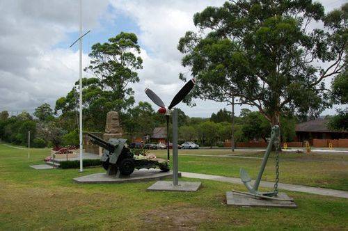Oatley War Memorial : April 2014