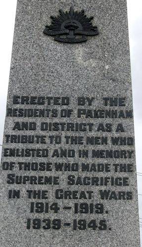 Pakenham War Memorial : 10-April-2013