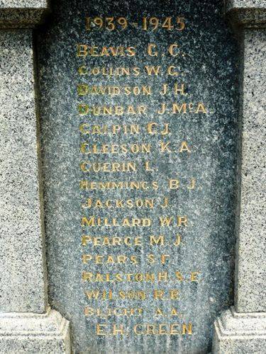 Penola War Memorial : 01-December-2012 Penola War Memorial : 01-December-2012