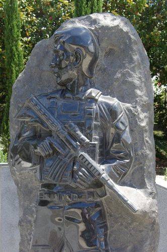 Afghanistan Soldier Sculpture : April 2014