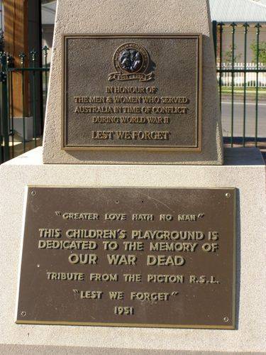 War Memorial Plaque : 15-June-2014 War Memorial Plaque : 15-June-2014
