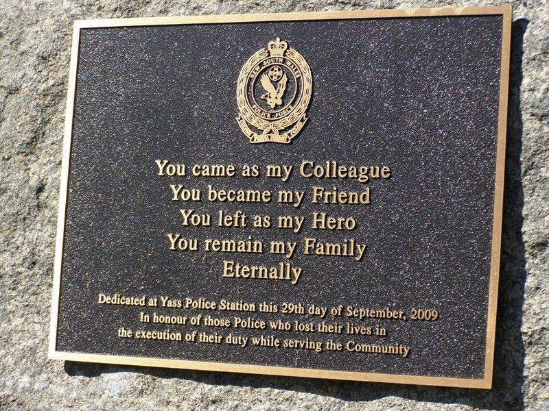 Plaque Inscription : 16-October-2014