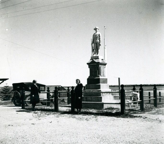 1940 : State Library of South Australia - PRG-1356-4-1 1940 : State Library of South Australia - PRG-1356-4-1