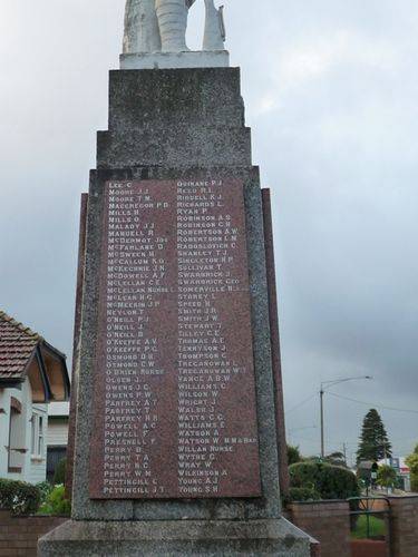 Port Fairy War Memorial : 11-June-2011