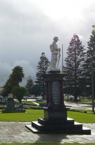 Portland War Memorial : 11-June-2011