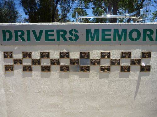 Putty Road Truckdrivers Memorial Wall : 15-December-2012