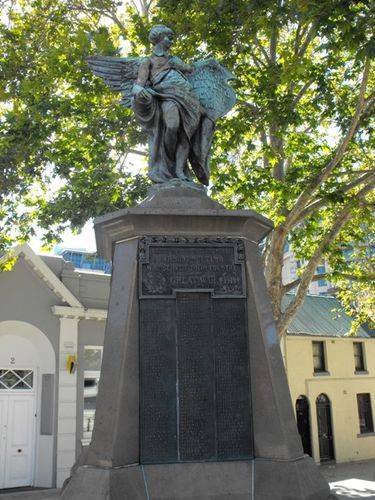 Pyrmont War Memorial/ April 2013