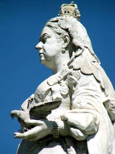 Queen Victoria Closeup Nov 2009 Queen Victoria Closeup Nov 2009