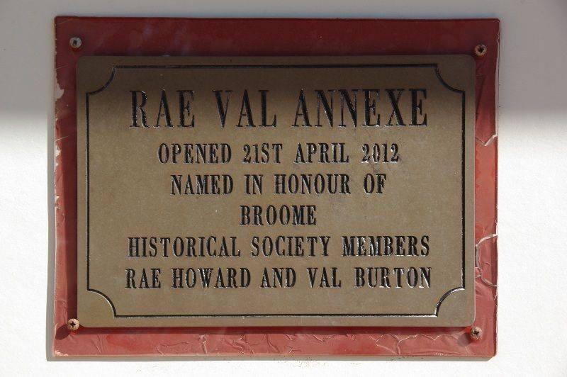 Plaque Inscription: 03-August-2015