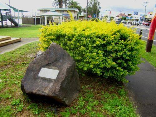 Reg Morison Plaque : 11-07-2013