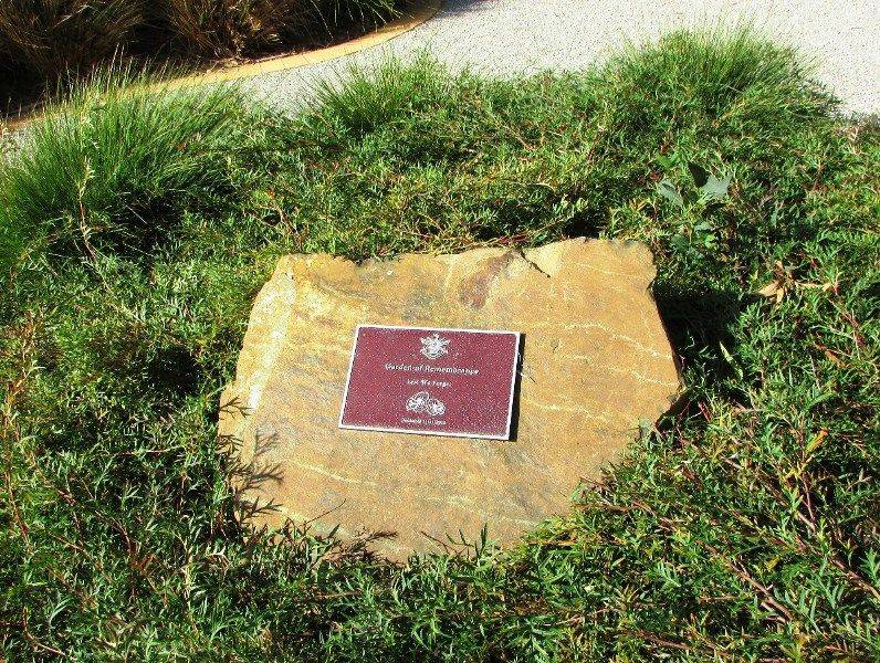 Plaque 4 : 05-may-2016 Plaque 4 : 05-may-2016