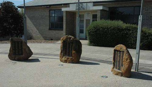 Returned Services League War Memorial : 07-June-2013 Returned Services League War Memorial : 07-June-2013