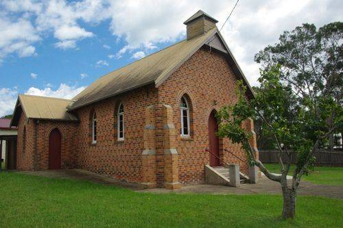 Davis Memorial Church : June 2014
