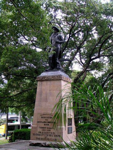 Robbie Burns Statue