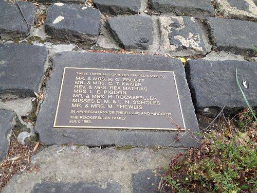 Rockefeller Family Inscription : December 2013