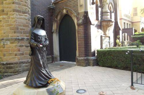 Saint Mary of the Cross 2 : feb 2014