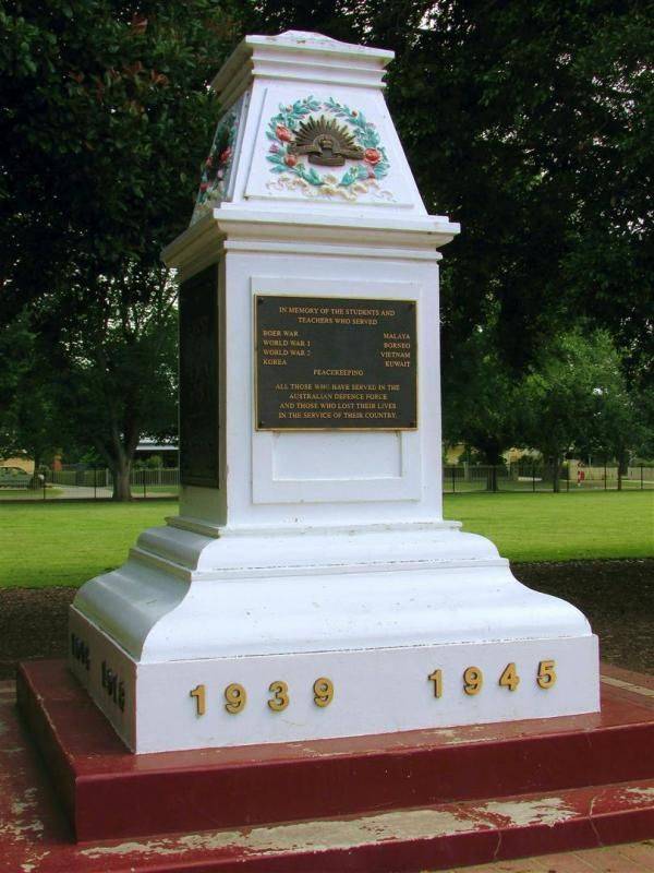 War Memorial 2 : 17-December-2014