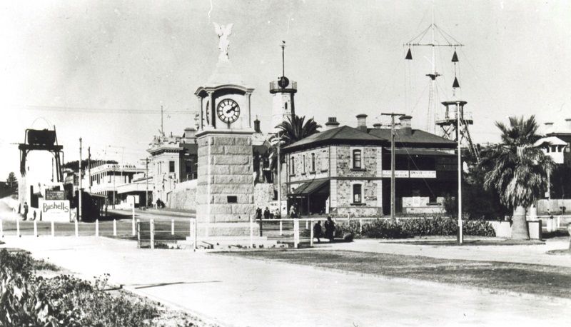 Circa 1937 : State Library of South Australia B-27879 Circa 1937 : State Library of South Australia B-27879
