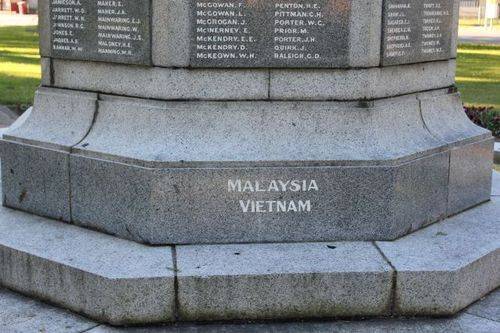 Singleton War Memorial : 11-August-2011