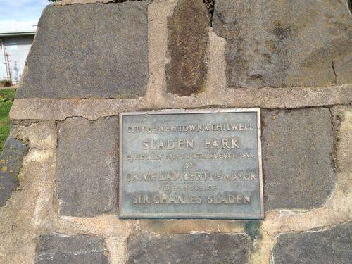 Sladen Park Inscription Park : 10-09-2013
