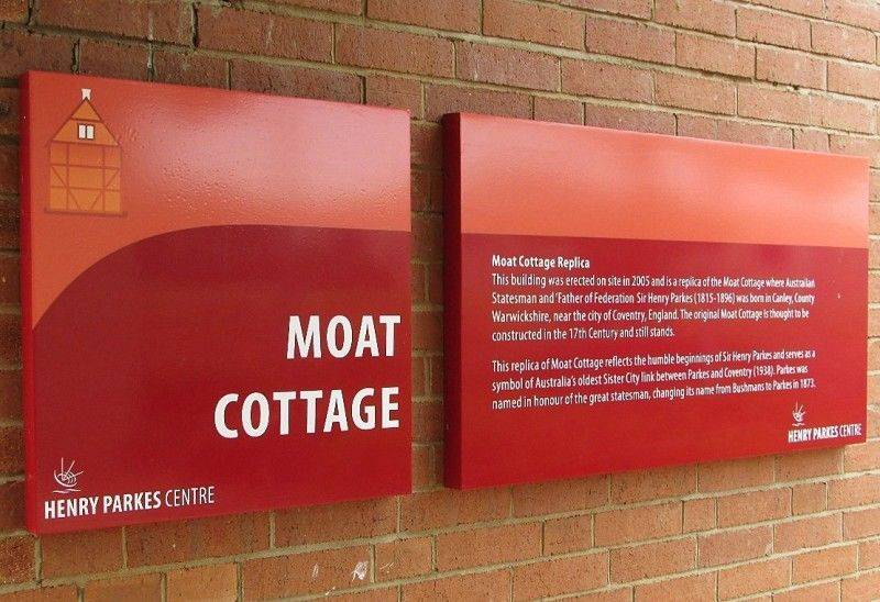 Moat Cottage Plaque: 10-January-2016
