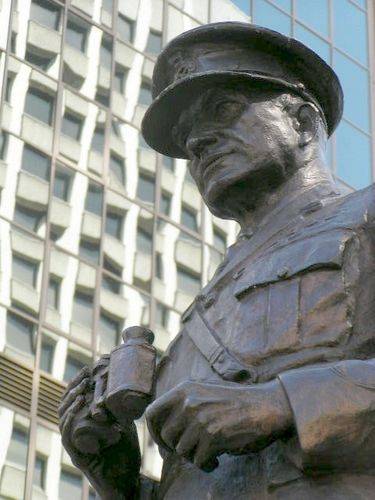 Sir Thomas William Glasgow Closeup