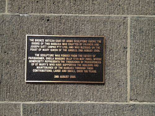 Coat of Arms plaque : November 2013