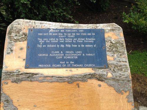 St Thomas Memorial Seats Plaque : November 2013